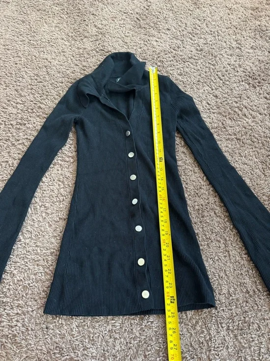 Danielle Bernstein Black Rubbed Button Cardigan Sweater Bell Sleeve XS - Picture 7 of 8